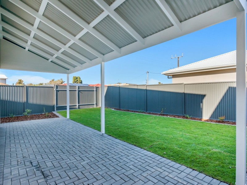 4, 4A, 4B Butterworth Road, Aldinga Beach SA 5173