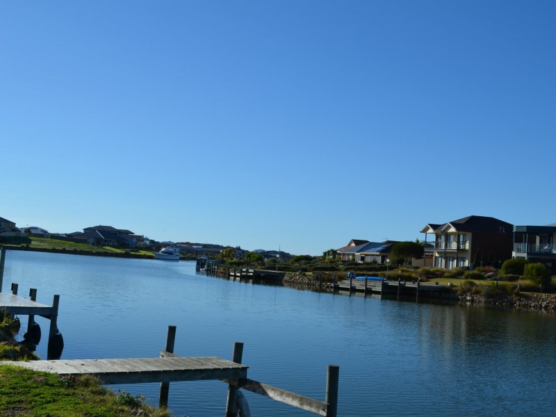 40 Providence Place, Hindmarsh Island SA 5214