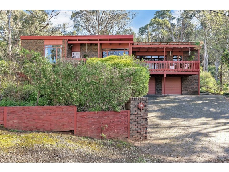 16 Rustic Avenue, Coromandel Valley SA 5051