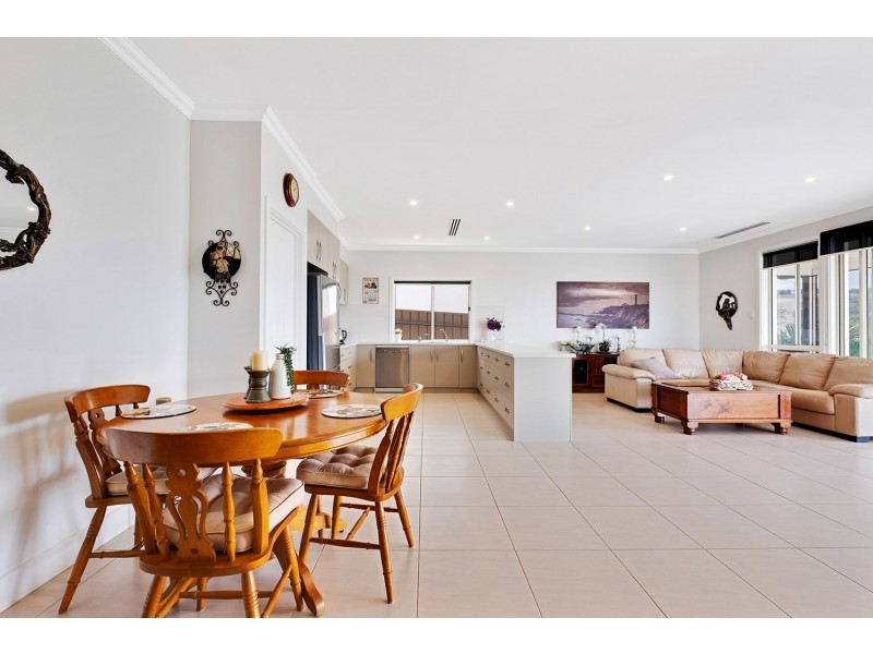 21 Bolger Way, Encounter Bay SA 5211