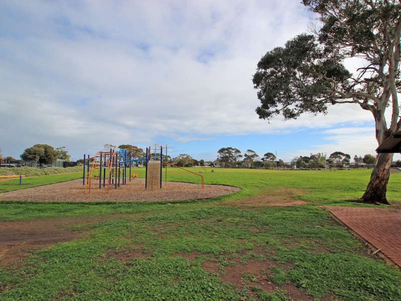 5 Berry Street, Aldinga Beach SA 5173