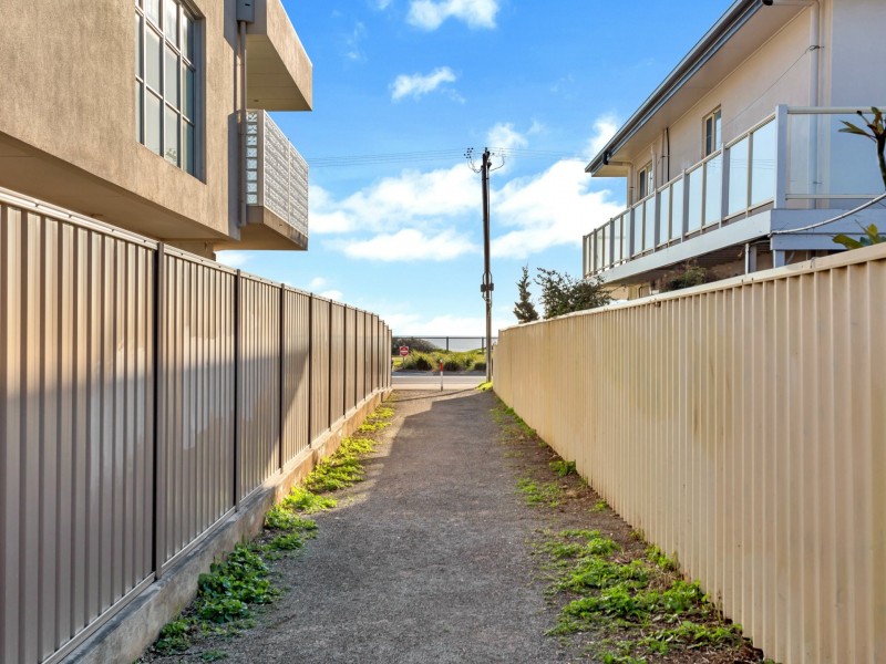 1/7 Harvey Crescent, Aldinga Beach SA 5173