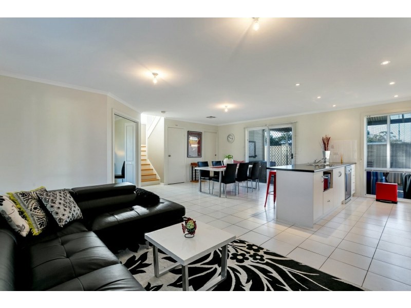 1 Ian Street, Port Willunga SA 5173