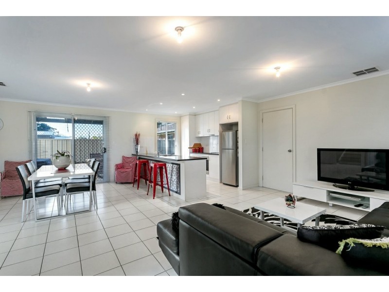 1 Ian Street, Port Willunga SA 5173