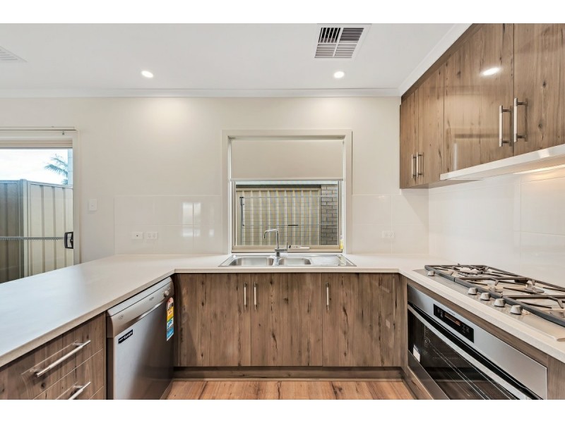 Unit 1/83 Fenton Avenue, Christies Beach SA 5165