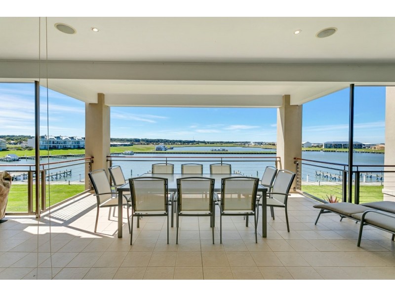 35 Ventura Place, Hindmarsh Island SA 5214