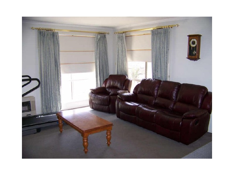 11 Cockle Avenue, Aldinga Beach SA 5173