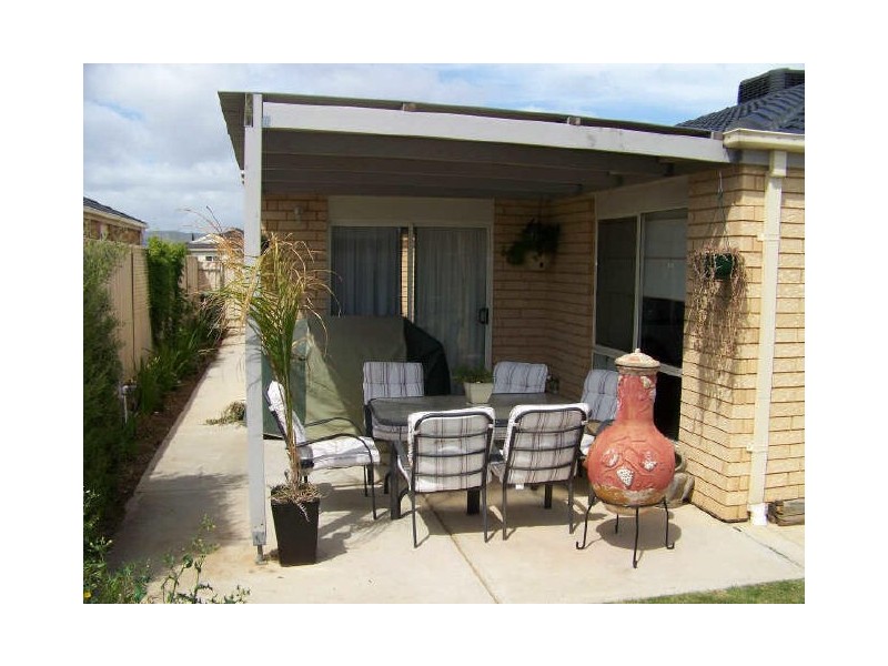 11 Cockle Avenue, Aldinga Beach SA 5173