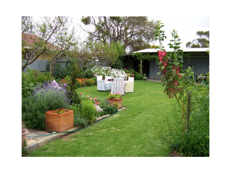 25 Irving Road, Aldinga Beach SA 5173