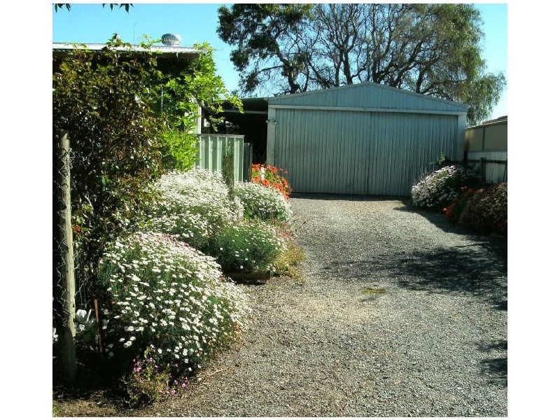 25 Irving Road, Aldinga Beach SA 5173