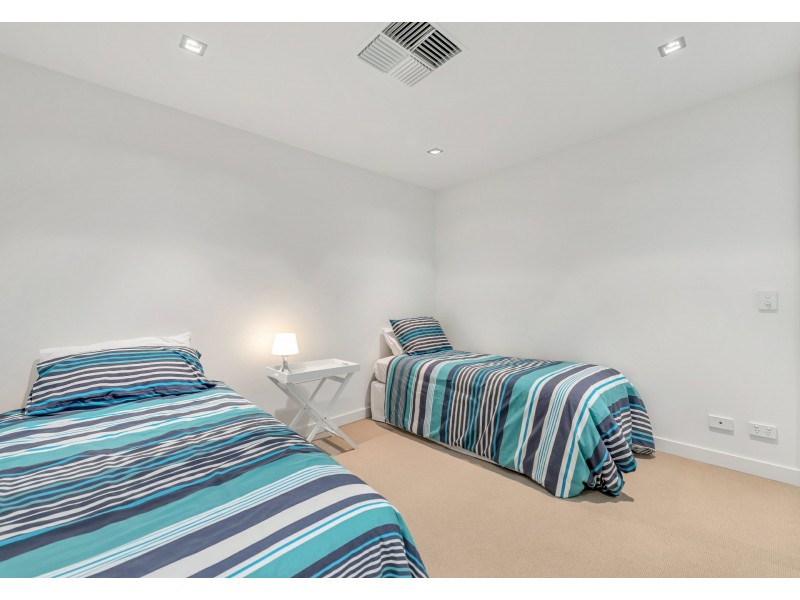 Unit 7/2-5 Flinders Parade, Victor Harbor SA 5211