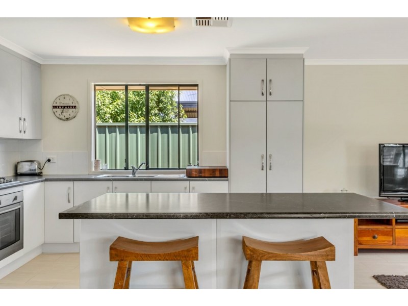 8 Seagreen Way, Aldinga Beach SA 5173