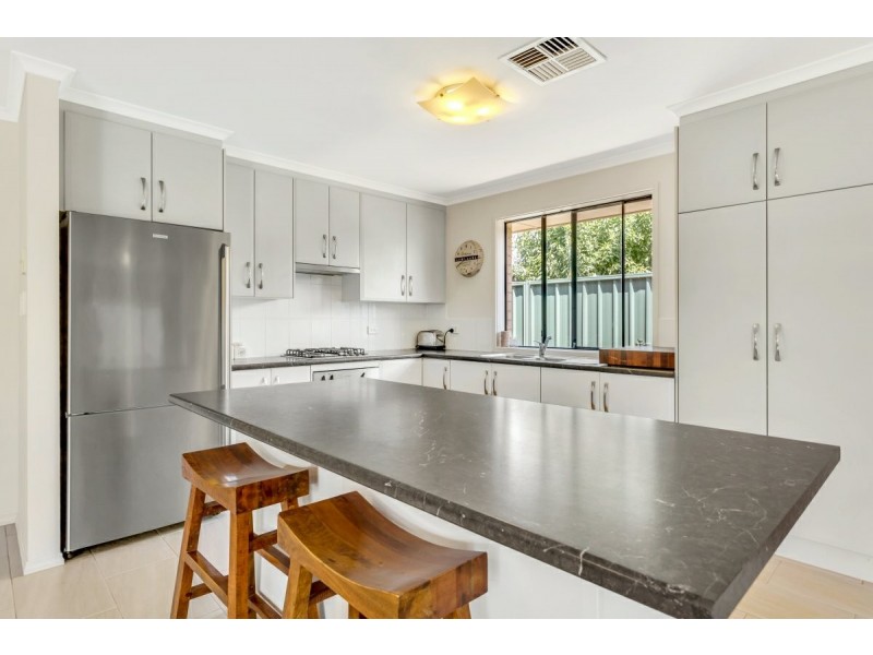 8 Seagreen Way, Aldinga Beach SA 5173