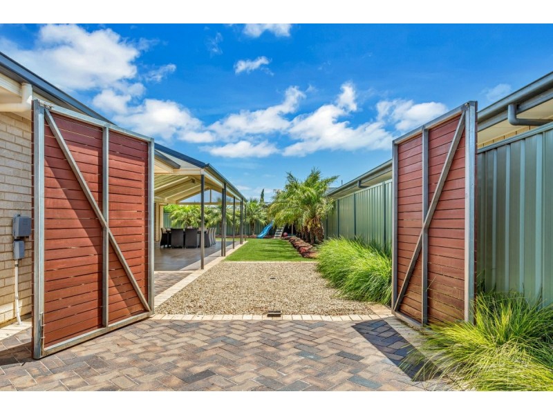 8 Seagreen Way, Aldinga Beach SA 5173