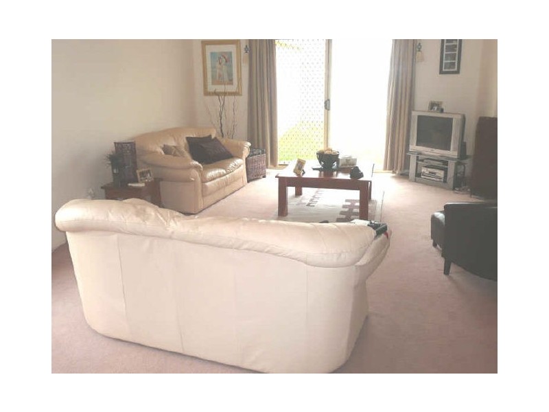 12 Preston Court, Moana SA 5169