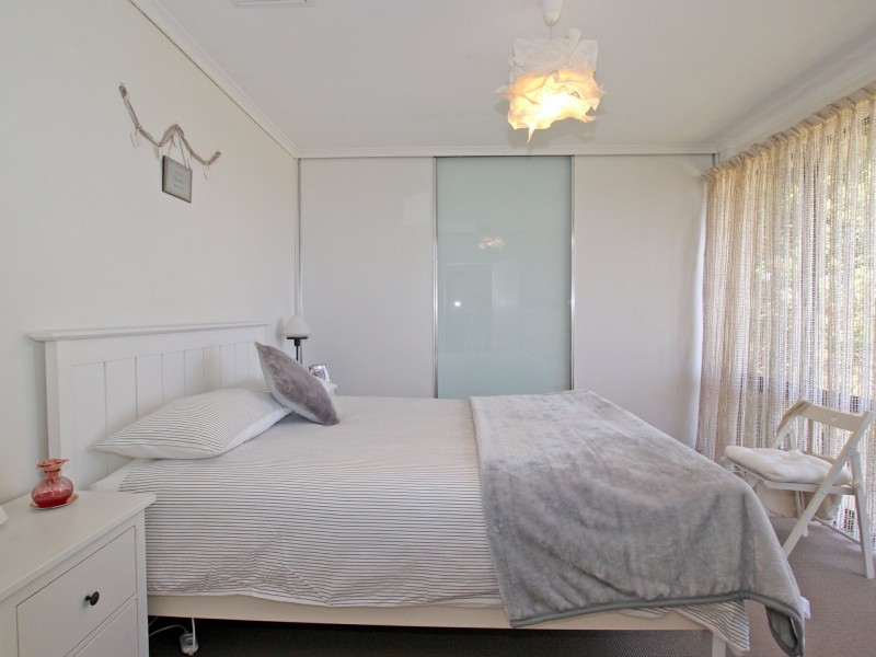 10 Madeline Crescent, Hallett Cove SA 5158