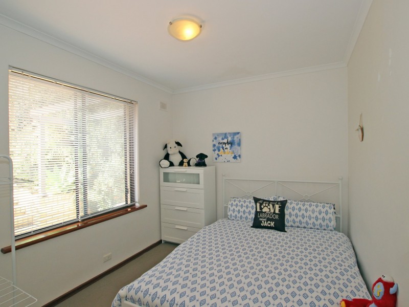 10 Madeline Crescent, Hallett Cove SA 5158