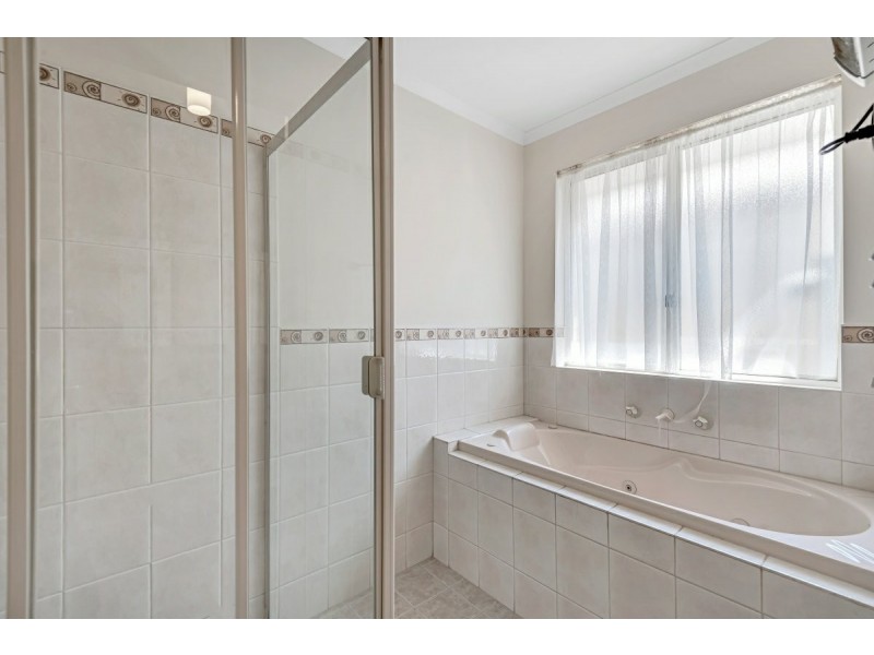 32 Pridham Boulevard, Aldinga Beach SA 5173