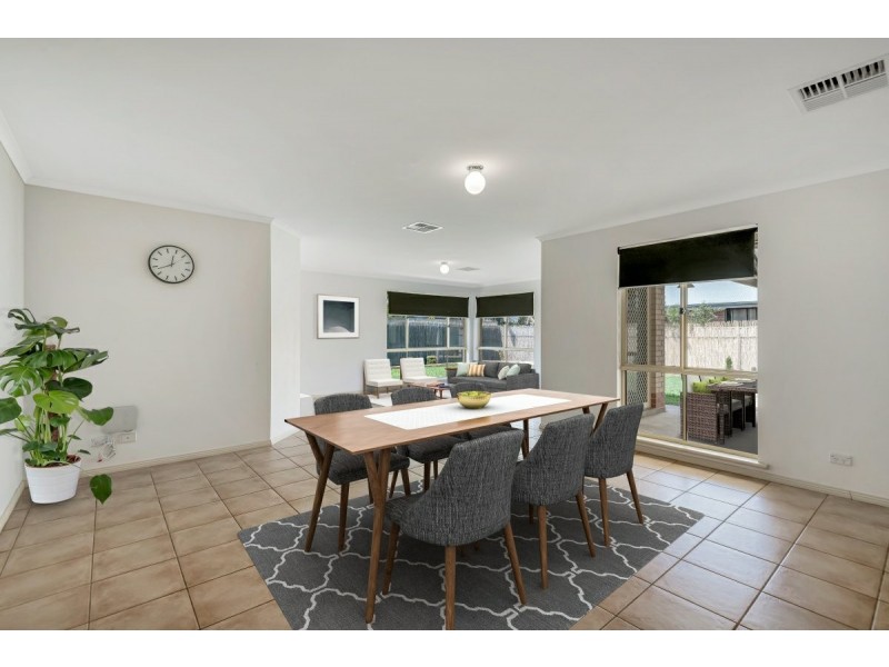 32 Pridham Boulevard, Aldinga Beach SA 5173