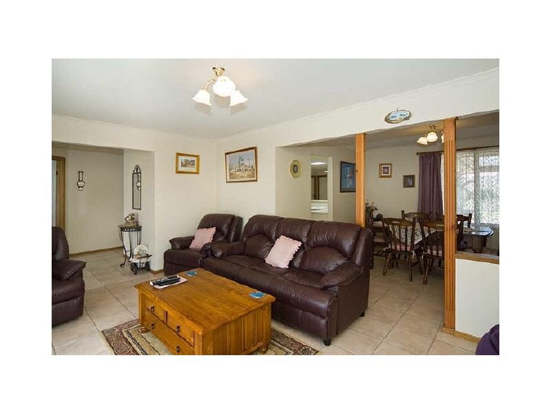 33 Pridham Boulevard, Aldinga Beach SA 5173