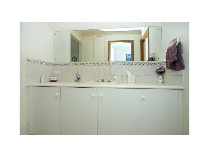 33 Pridham Boulevard, Aldinga Beach SA 5173