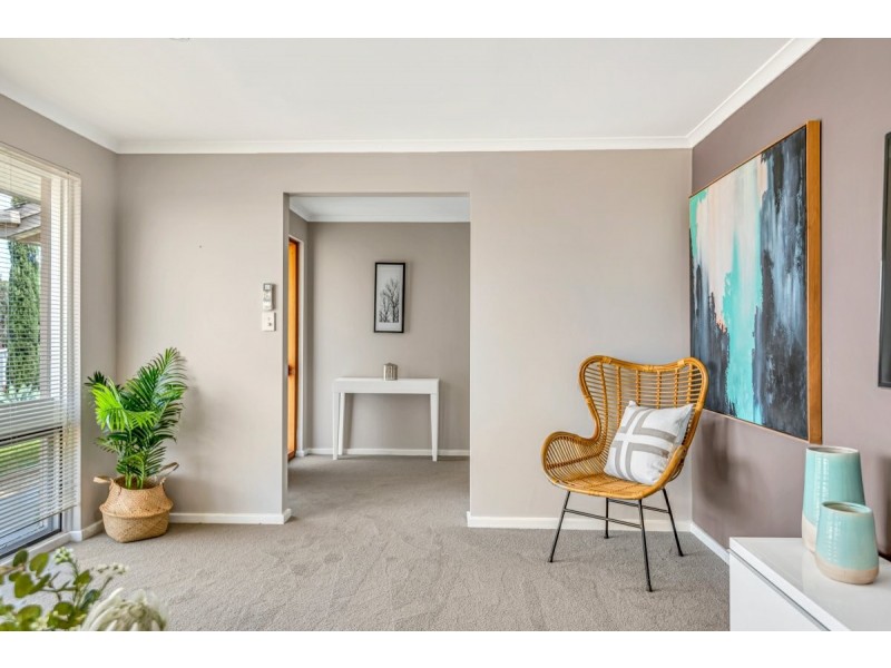 27 Selway Terrace, O’sullivan Beach SA 5166