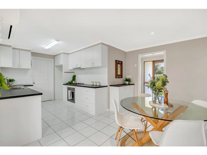 27 Selway Terrace, O’sullivan Beach SA 5166