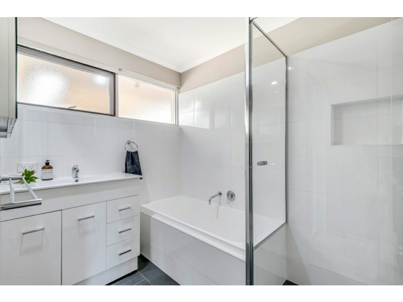 27 Selway Terrace, O’sullivan Beach SA 5166