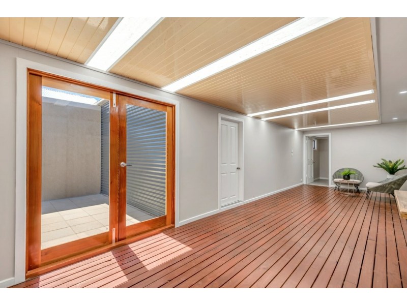 27 Selway Terrace, O’sullivan Beach SA 5166