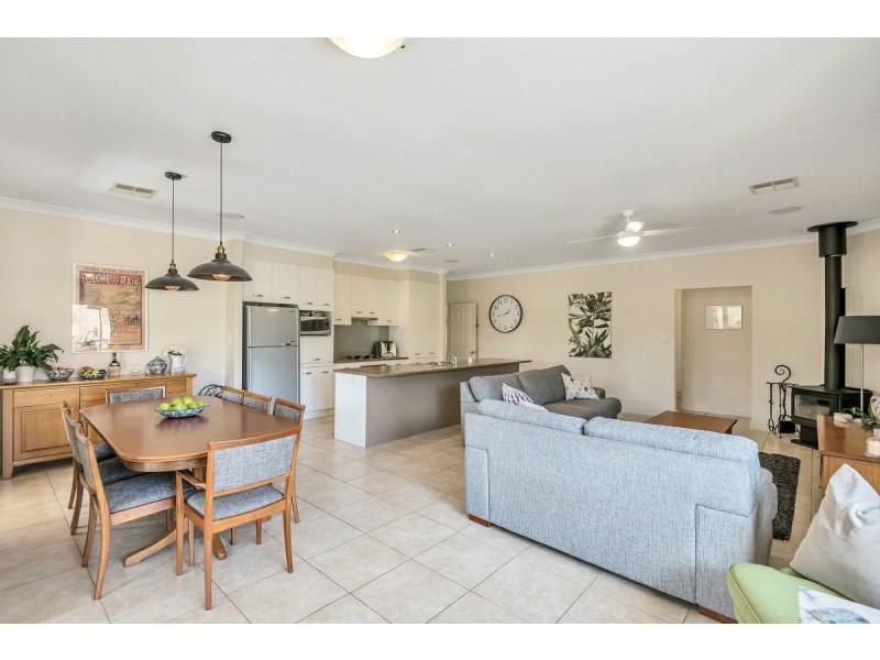 4 Mistletoe Street, Aldinga Beach SA 5173