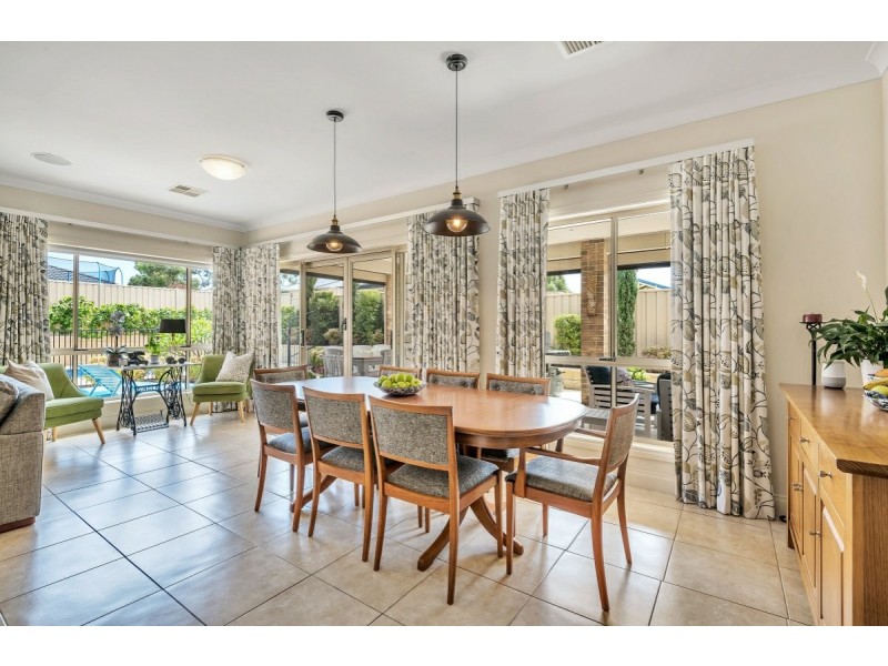 4 Mistletoe Street, Aldinga Beach SA 5173