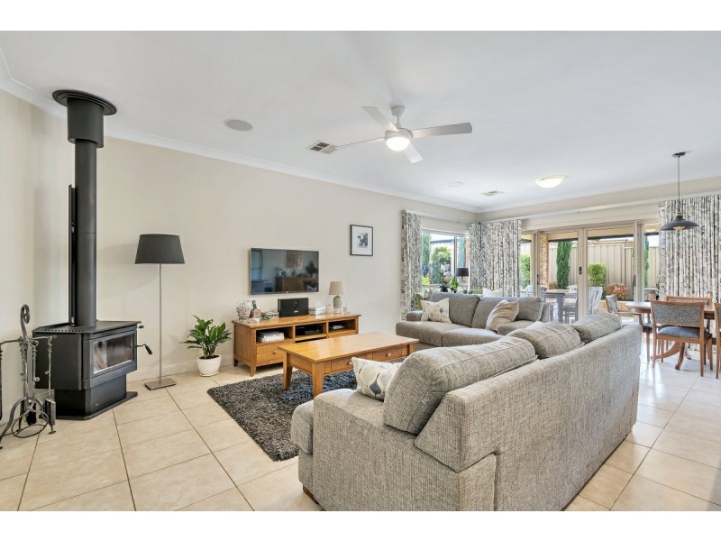 4 Mistletoe Street, Aldinga Beach SA 5173