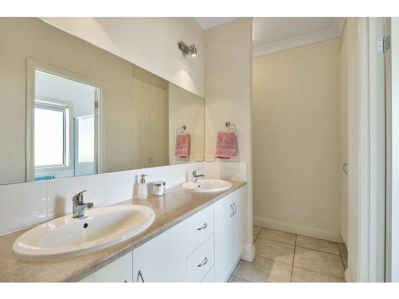 4 Mistletoe Street, Aldinga Beach SA 5173