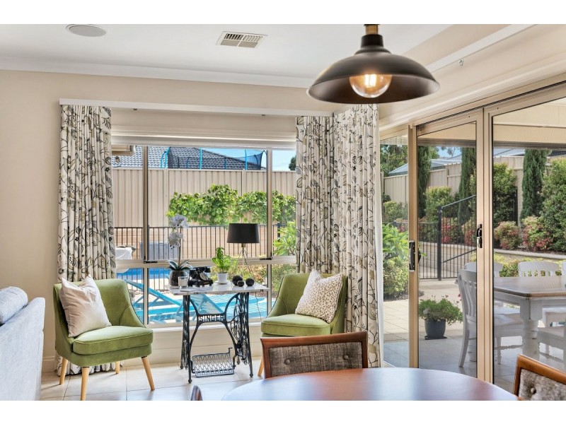 4 Mistletoe Street, Aldinga Beach SA 5173