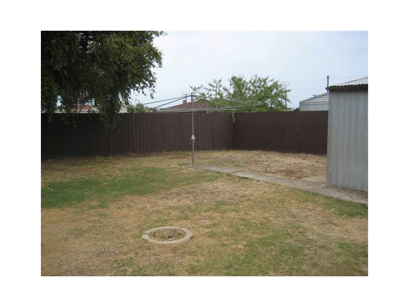 1 Moore Street, Aldinga Beach SA 5173