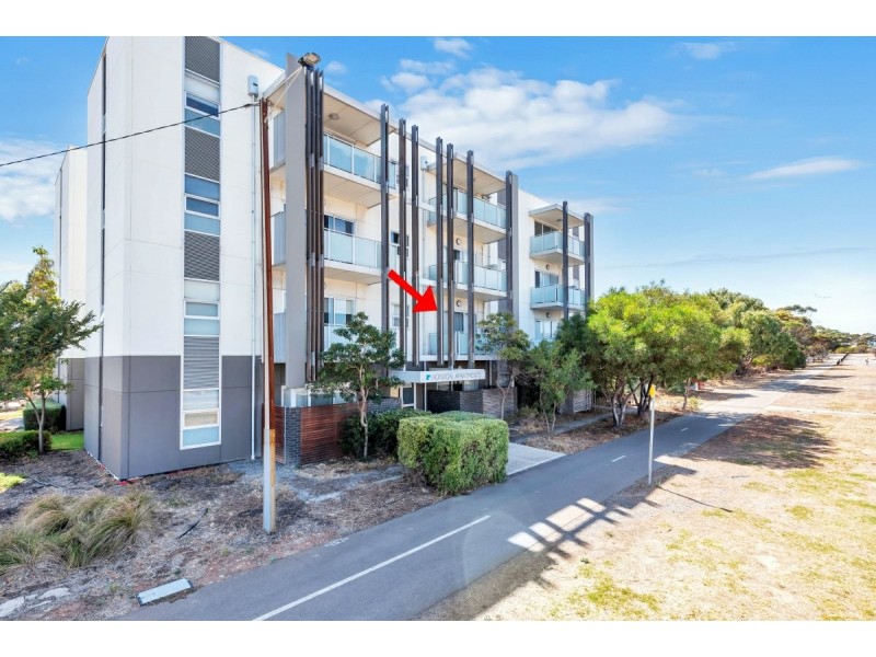 11/2 Ochre Place, Christie Downs SA 5164