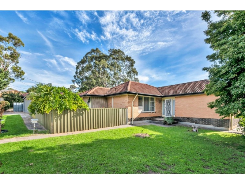 8 Claret Street, Morphett Vale SA 5162