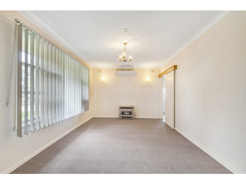 8 Claret Street, Morphett Vale SA 5162