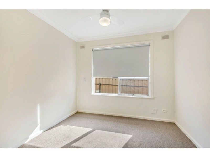 8 Claret Street, Morphett Vale SA 5162