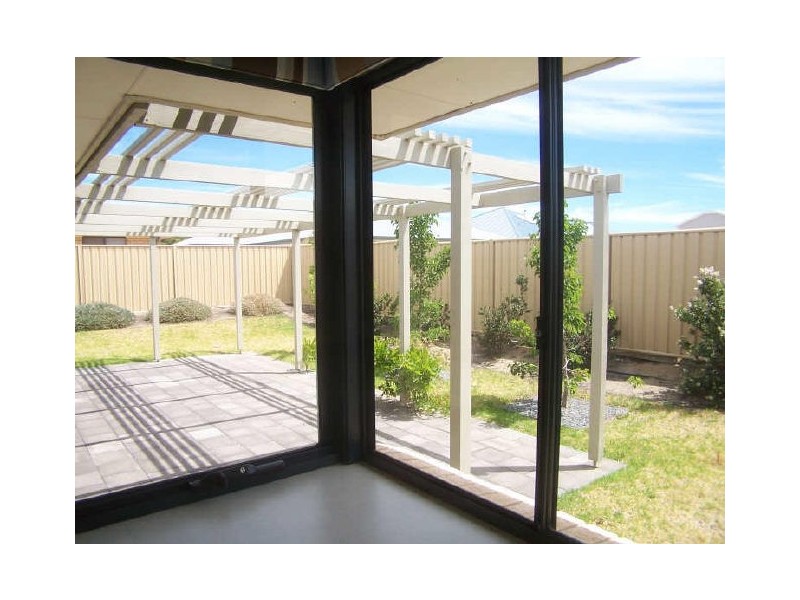 8 Nicholl Avenue, Aldinga Beach SA 5173