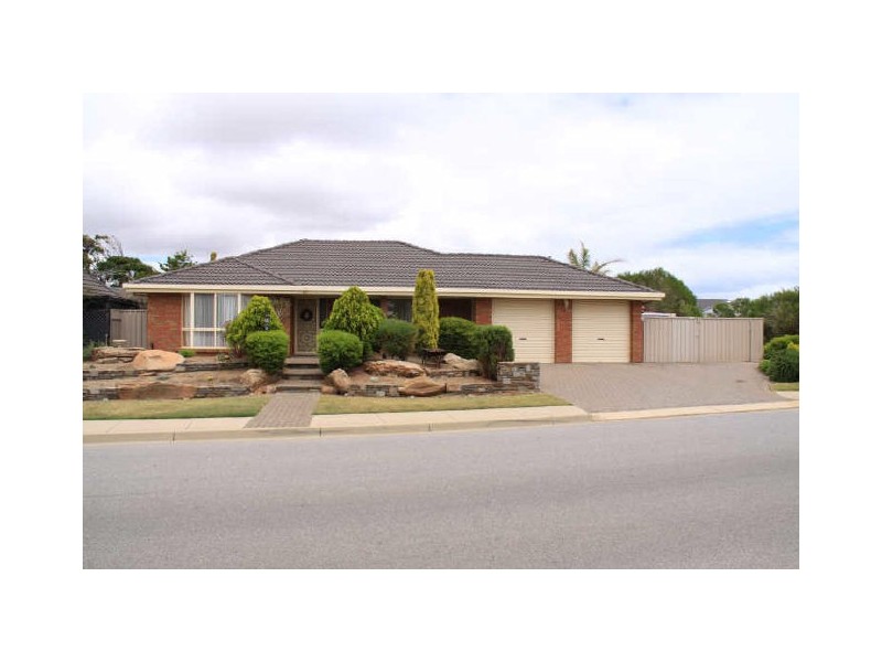 16 Livermead Way, Moana SA 5169