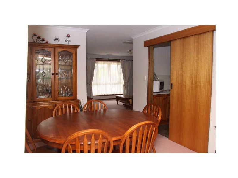 16 Livermead Way, Moana SA 5169