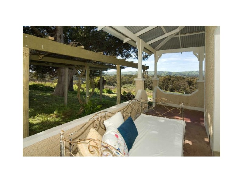690 Blewitt Springs Road, Blewitt Springs SA 5171