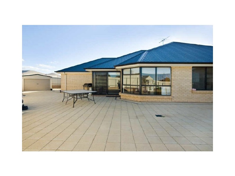 28 Milford Avenue, Sellicks Beach SA 5174