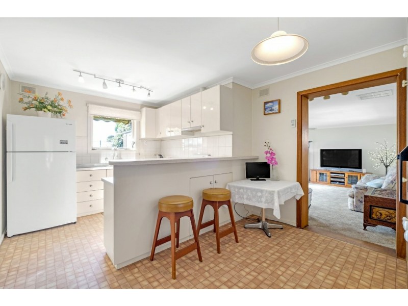 5 Godfrey Street, Christie Downs SA 5164