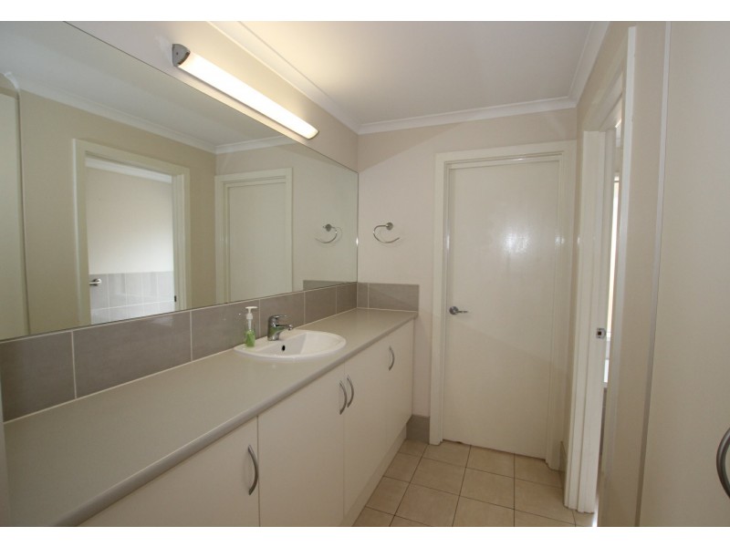 11 Kaurna Avenue, Aldinga Beach SA 5173