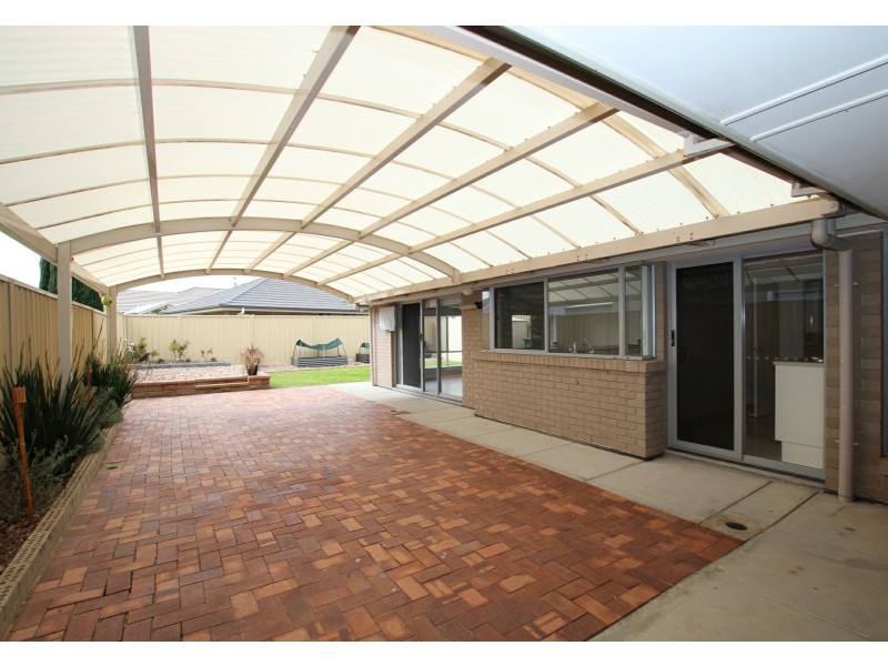 11 Kaurna Avenue, Aldinga Beach SA 5173