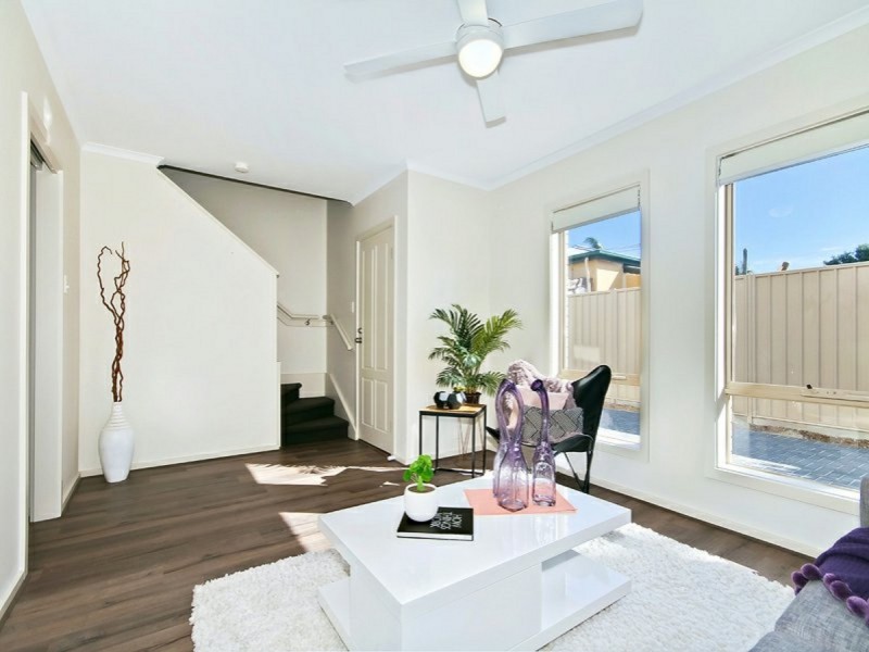 2/83 Fenton Avenue, Christies Beach SA 5165