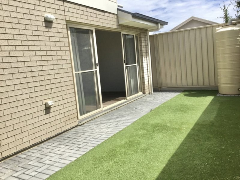 2/83 Fenton Avenue, Christies Beach SA 5165