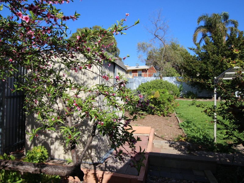 27 Birchenough Road, Huntfield Heights SA 5163